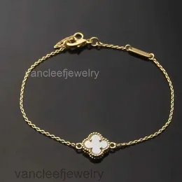 Cleef Vierblättriges Kleeblatt-Armband Van Clover-Armband 2024 Modemarke Vierblättriges Kleeblatt-Armband Damen Mini-Einzelblume-Mutter-Muschel-Armband Hohe Qualität 316L T