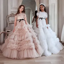 2024 New Girl Pageant Dress Flower Girls Abiti per la cerimonia nuziale Scoop Kids Ruffles Tulle Abiti da festa di compleanno per Photoshoot