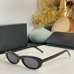 أزياء النظارات الشمسية مصممة بيضاوية الإطار النظارات الشمسية الفاخرة للسيدات المضاد للتشغيل UV400 شخصية نظارات الرجال الرجعية صفيحة عالية القيمة عالية القيمة