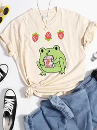 Women's T-Shirt Green Frog Womens Soft Cool T-shirt Sports Summer T-shirt Street Hip Hop Crop Top Likes Drinking Strawberry Flavored Milk T-shirt 240323