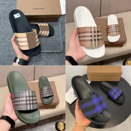 Nya herrgummi designer tofflor skor sommarstrand utomhus coola kvinnors tofflor solida färg breda bilder dam hushåll glida platt flip flops sandaler för män med låda
