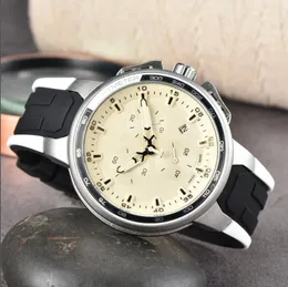 Lüks erkek izle erkek kuvars saatler otomatik 40mm safir katlanır toka kol saatleri 904L paslanmaz çelik silikon kayış montre de lüks dhgate