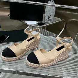 Designer Womens Sandálias Cunha Plataforma Sapatos Emendados Tornozelo Ajustável Fivela Sandálias Tecido De Lã Saltos Plataforma Bordada Sapatos De Pescador