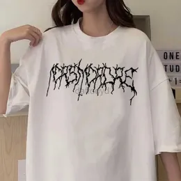 女性用Tシャツレディースブラック特大のパンクTシャツゴシックプリント夏の短い袖の服レトロハラジュクルーズY2Kトップ240322