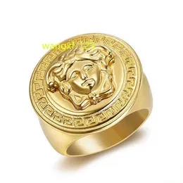 HipHop Modeschmuckringe Edelstahl Farbkonservierung PVD Gold plattiert mythische Medusa Herren Ring