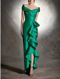 花嫁のドレスのエレガントな長い緑のサテンの母マーメイドオフショルダーネックフリルゴッドマザードレスフォーマルパーティーガウンフロアの長さの女性ドレス