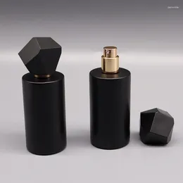 Depolama Şişeleri 30 PCS 50ml Siyah Altın Polyhedral Kapak Doldurulabilir Kalın Cam Sprey Parfüm Şişesi Boş Atomizer Makyaj Kozmetik