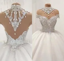 Dubai Crystal Royal Princess Ball Gown Wedding Dresses High Collor Halsringning Beading Sequin Luxury Brudklänningar CAP -ärmar Puffy 7010192