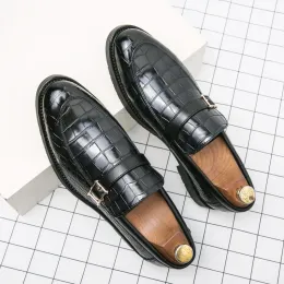 Schuhe 2023 Männer Britisch -Slipper haben hochwertiger Slip auf klassische Modegeschäft Casual Wedding Dress Schuhe Office Designer Schuhe gezeigt