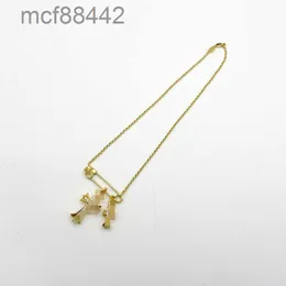 Colar de alfinete estilo dourado corrente de clavícula feminina vintage antigo com pingente de diamante