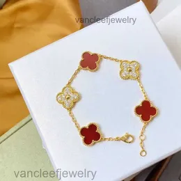 Cleef Four Leaf Clover Bracelets van 4four Leaf Vally Clefly Clover Charm 6 색상 팔찌 체인 18K 금 마노 쉘 어머니 여성을위한 DI