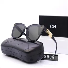 Uomini classici canali marchi retrò occhiali da sole da sole designer di lusso occhiali da sole pilota occhiali da sole UV Protection Spectacles lunedì Netflix Capture annoia