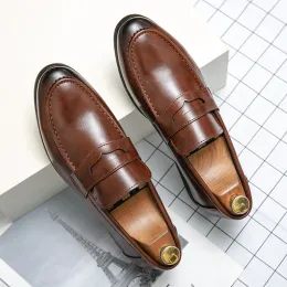 Обувь 2022 весна и осенние лоферы мужчины Sllon Business Formal Casual Shoes brown Menshoes