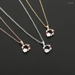 Hängen explosiva tillbehör Romantiska blommor Garland Rose Gold Necklace Pendant Girls Presenttillverkare Direktförsäljning