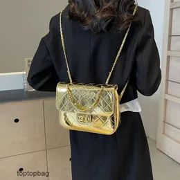 Tasarımcı lüks moda omuz çantaları Kore moda ve moda kadın çantası Instagram tatlı ve çok yönlü sırt çantası tek omuz crossbody küçük kare