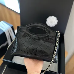 31bag mini zincir çanta tasarımcısı kadın omuz çantası deri elmas altın donanım metal yarı daire sapı lüks el çantası matelasse zincir crossbody çanta makyaj çantası 20cm