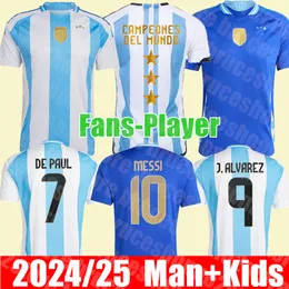 New Three Stars 2024 아르헨티나 축구 유니폼 팬 팬 플레이어 버전 Messis Mac Allister Dybala di Maria Martinez de Paul Maradona 남자와 여자 축구 셔츠 어린이