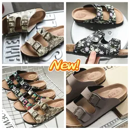 GAI cork slippers for external wear cross-border large-sized foreign trade sandals and slippers one word double button beach Haken lightweight high Quality 2024 36-46