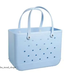 Abendtaschen Große wasserdichte Strandtasche Solide gestanzter Organizer Korb Sommer Bogg Schulteraufbewahrung Handtaschen Damen Lager Geschenke 433