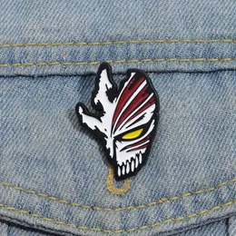 Bleach Kurosaki Ichigo Toshiro Mask Pins Pins اليابانية أنيمي شارة صدر السترة قبعة ملحقات مجوهرات الهالوين