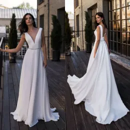 Vestidos de noiva simples boêmios country com decote em v vestidos de noiva de cetim sem costas vestidos de casamento de praia linha