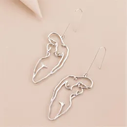 Dangle Chandelier 2021 도착 섹시한 몸 모양 Wommen Danggle Earrings Rose Golden 3 색상 초상화 중공 여성 컨투어 이어 Je273r