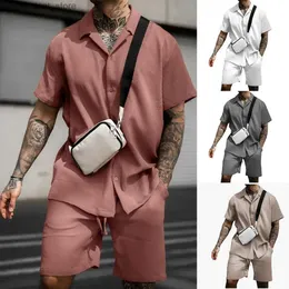 Herrspårar 2023 Mens sätter ny avslappnad bekväm knapp kort ärm Polo -skjorta och shorts Två stycksuppsättning för män Fashoin Sweatpants Suit L240320
