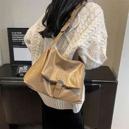 Tasarımcı Lüks Moda Omuz Çantaları Maillard Renk Sıradan küçük kare çanta Instagram bu yıl çok yönlü bir omuz crossbody messenger çantası olarak popüler