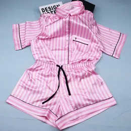 Damen Sexy Nachtwäsche Sweet Love Heart Printing Pyjamas Ins Shorts V-Buchstabe Hochwertige Mädchen Homewear zweiteilige Sets 240322