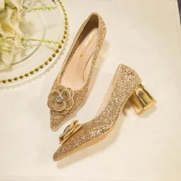 Scarpe eleganti Farfalla Matrimonio Principale Strass Cristallo Nuziale Mitzvah Tacchi alti 2024 Tacones Mujer Donna