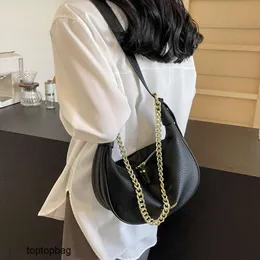 Designer Bolsas de ombro de moda de luxo Bolsa feminina 2024 Novo lazer simples e elegante ombro de ombro único Bun Bun Bun