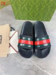Designer Luxury Pursuit Trek Slides Sandaler Flip Flops Herrstorlek 9.5 Slip på Black Web Slip på Sandal Slipper With Box
