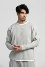 Miyake Pilded Full Sleeve Yuvarlak Yuvarlak Tişört Moda Moda Japon Sokak Giyim Uzun Kollu Sade T-Shirt Gündelik Top 240322