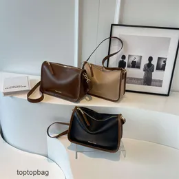 Designer Borse a tracolla moda di lusso Versione coreana borsa da donna alla moda a tracolla borsa casual morbida trama PU borsa a tracolla versatile 2023 nuova piccola borsa quadrata