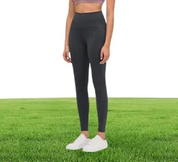 Yoga Outfit L85 مواد عارية نساء سراويل ألوان صلبة رياضية صالة رياضية ارتداء طماق عالية الخصر سيدة اللياقة المرنة سيدة الجوارب الشاملة WO4748039