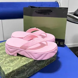 2024 g Familientyp Pinch Feet Flip Flop Lässige Strandsandalen Dicke Sohle Große Sandalen Hausschuhe Damen Erhöhte Anti-Rutsch-Hausschuhe