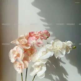 Fiori decorativi INS Light Luxury Phalaenopsis Imitazione Fiore finto Estetica retrò Decorazione domestica Tavolo da pranzo per interni Mobile TV