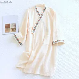 Roupas em casa Japanese Kimono Spring e Autumn Dress Vestido de noite feminino Crepe Tecla de roupas de banho para família STAPE bordado Yukata Plus Sizel2403