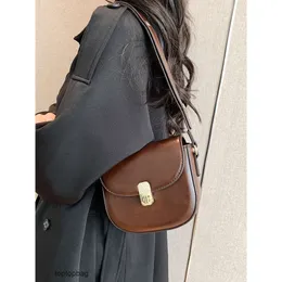 Projektant luksusowych torb mody portfele Modna mała torba 2023 Nowy modny i wszechstronny mały i popularny jedno ramionowe torba crossbody dla kobiet