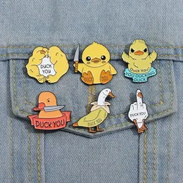 Niedliche gelbe Ente Emaille Pins Cartoon Gans Küken Brosche Revers Abzeichen Kleidung Rucksack Tier Schmuck Zubehör Geschenk für Freunde