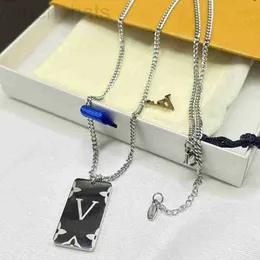 Anhänger Halsketten Designer Dog Tag Kette Halskette für Frauen versilbert Korrekte Marke Edelstahl Mode Geschenk Luxus Qualität Geschenke Familie Freund Paar H5N8