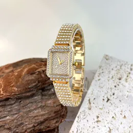 Full Diamond Women's Square Quartz Watch, Light Luxury ve Niş