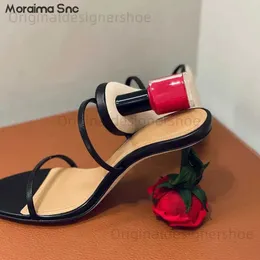 Сандалии Новые розовые лак для ногтей в форме каблуки на каблуках