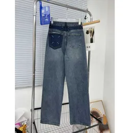 Versione corretta dei jeans patchwork colorati con cuciture sulla tasca posteriore Mm6 per pantaloni da donna a gamba larga a vita alta di nicchia