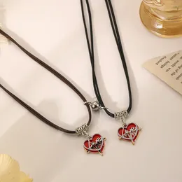 Kedjor 2st Romantic Heart ECG Parhalsband för kvinnor Män mode Bee Butterfly Magnetic Matching Valentines smycken gåvor