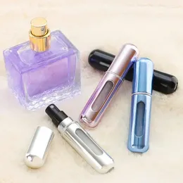 Bottiglie di stoccaggio Contenitore per liquidi portatile atomizzatore di profumo da 5 ml per cosmetici Viaggio Mini bottiglia riutilizzabile vuota in alluminio spray