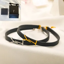 Boutique vergoldete Lederhalskette, schwarze Luxus-Charm-Choker-Halskette, Frühlingsmode-Stil, Schmuck, Jugendstil, Geschenk-Halskette mit Box