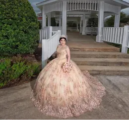 Blush Rosa Major Beading Vestidos Quinceanera com Applqiued Sweet 16 2021 Full Lace Jewel Neck Capela Train Backless Prom Dress ve3753138