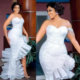 2024 Afrikanisches Meerjungfrau-Hochzeitskleid für die Braut Plus Size Brautkleider Illusion One Shoulder Asymmetrisches Perlen-Spitze-Hochzeitskleid für Nigeria Schwarze Frauen Mädchen D187