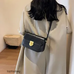 Designer Luxury Fashion Shoulder Bags Womens Fashion och Versatile Small Square Bag Instagram Korean Small Design One Shoulder Crossbody Tofu Bag 2023